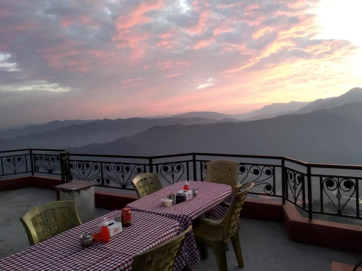 Hotel High Ground Inn Sarangkot Pokhara Eksteriør bilde
