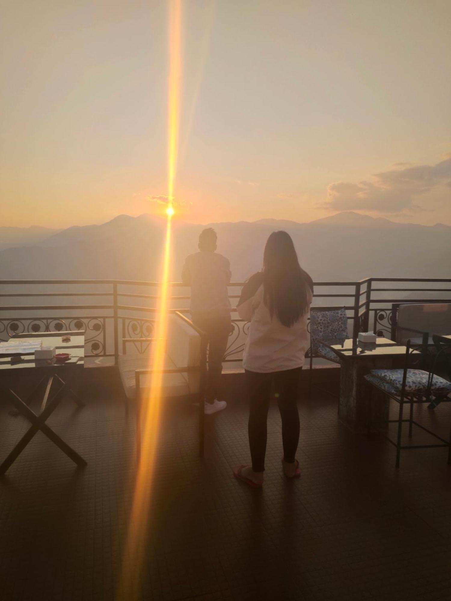 Hotel High Ground Inn Sarangkot Pokhara Eksteriør bilde