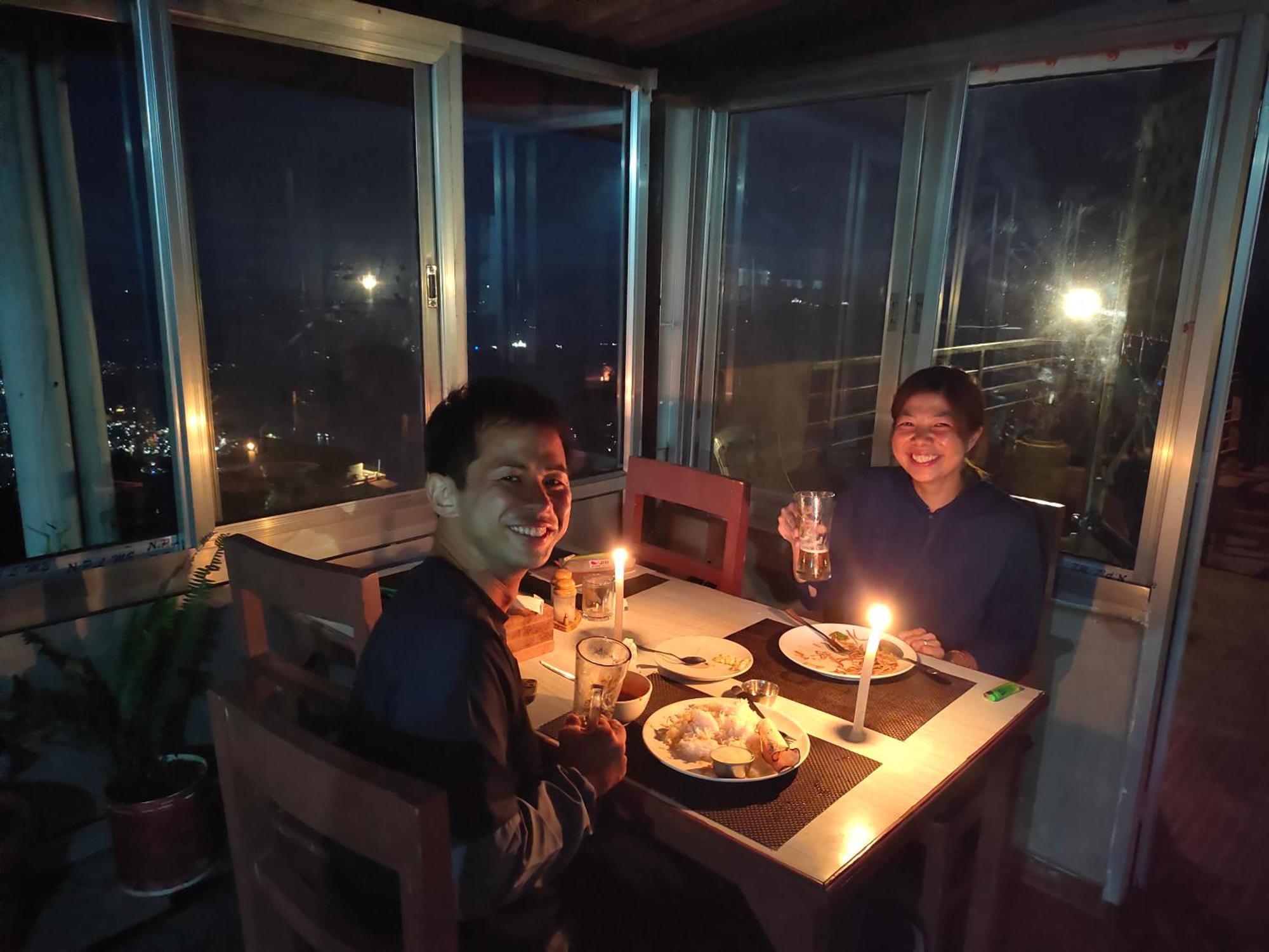 Hotel High Ground Inn Sarangkot Pokhara Eksteriør bilde